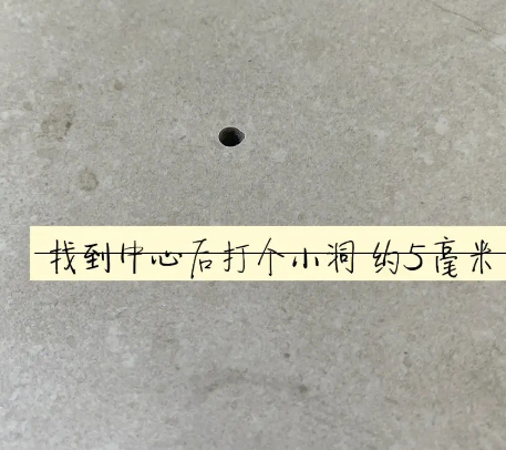 代县瓷砖空鼓维修公司专业解答在瓷砖铺贴过程中，如果砂料搅拌不均匀，将会带来以下问题